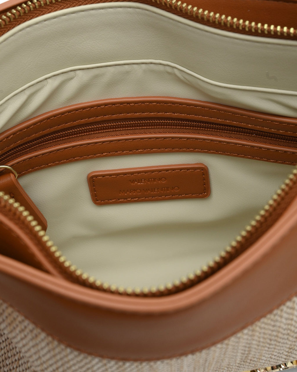 Valentino Womens Shoulder Bag VBS7UG04S F29