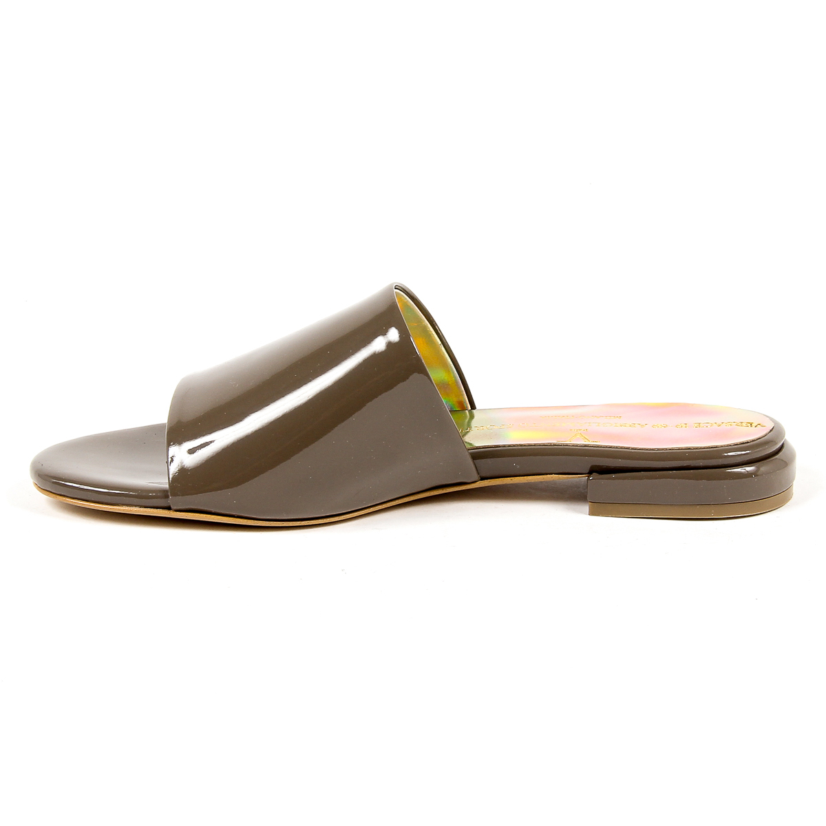 V 1969 Italia Sandalia plana para mujer color topo IZAR