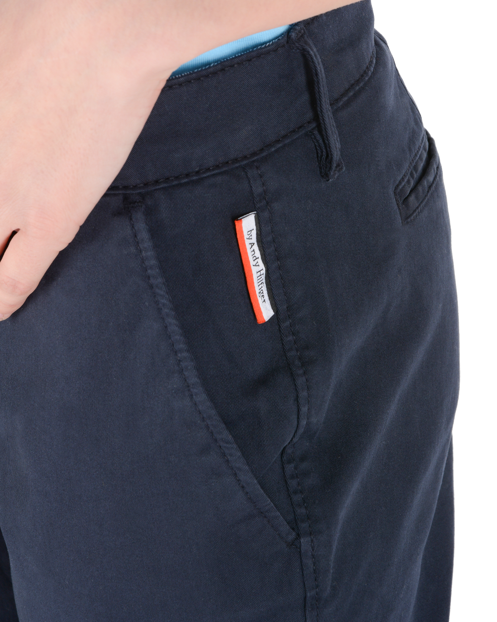 Pantalones de mujer Andrew Charles de corte regular YOKO NAVY