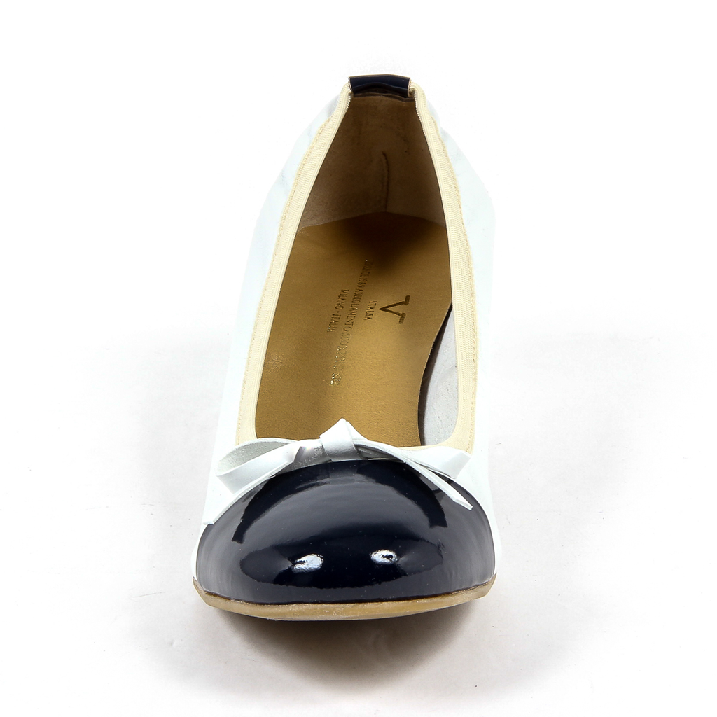 V 1969 Italia Womens Ballerina White REGINA