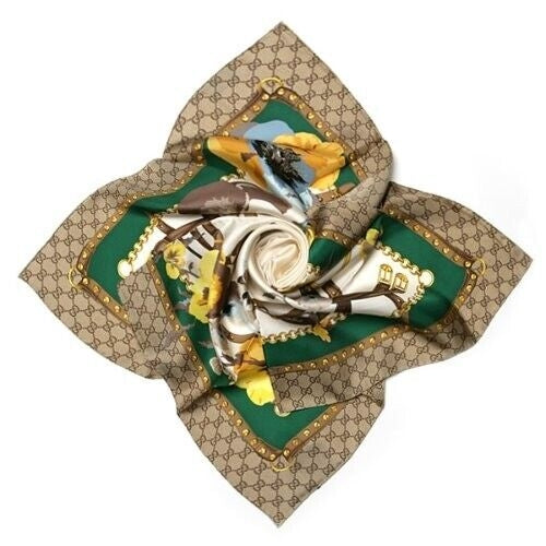 Pañuelo Gucci GG con estampado de monograma 100% seda, 90 x 90 cm, marrón multi