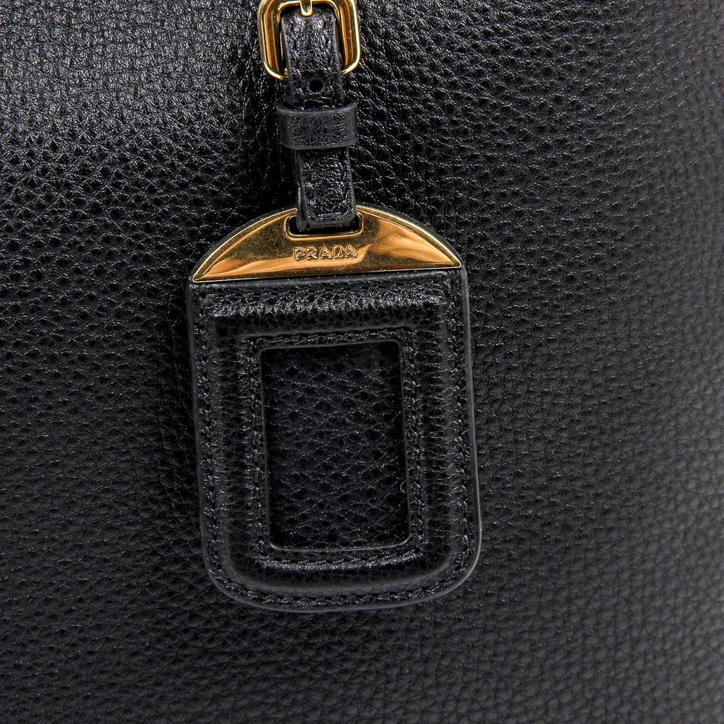 Bolso shopper Prada Vitello Phenix de piel negro