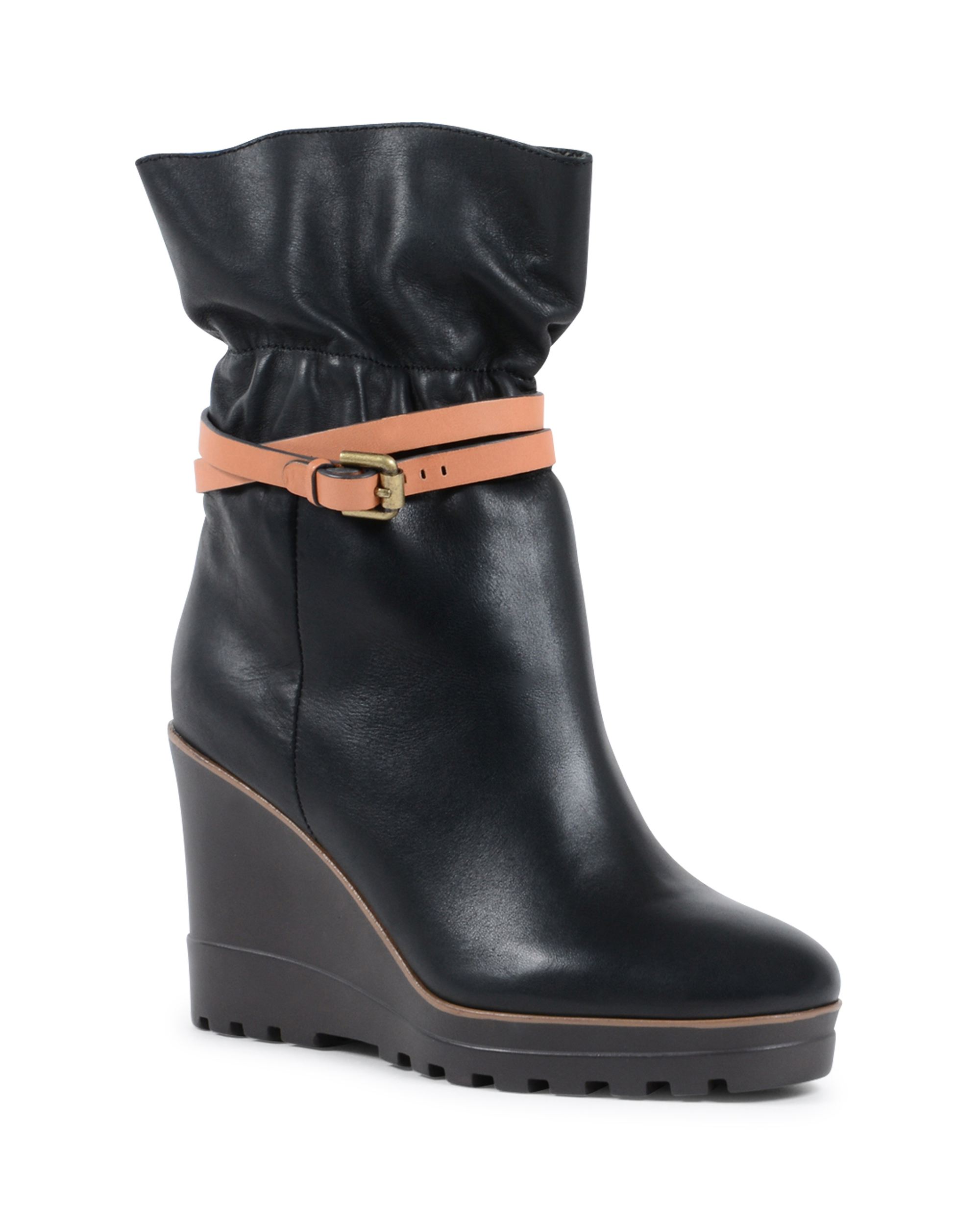ChloÃ¨ Womens Short Boot Black SB31111A 999 BLACK