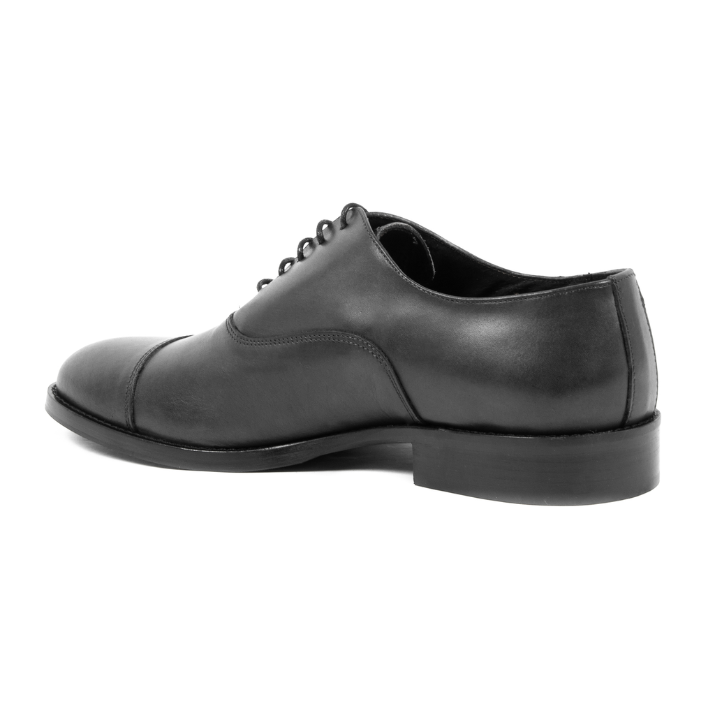 V 1969 Italia Mens Classic Shoe