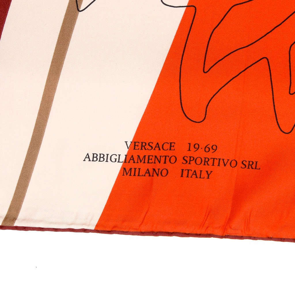 Bufanda de mujer V 1969 Italia