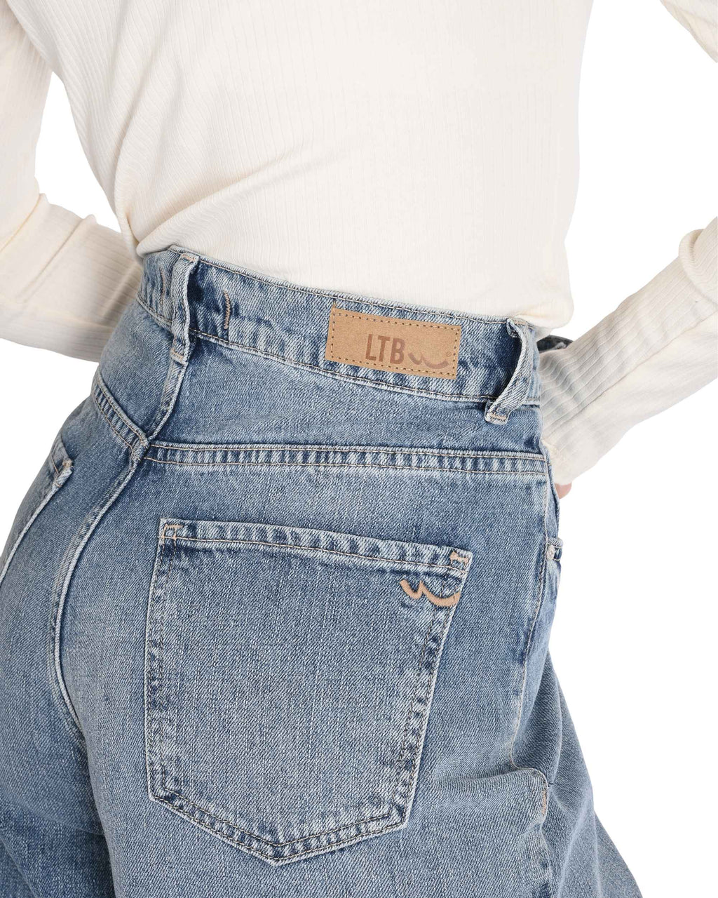 Vaqueros de mezclilla para mujer LTB 51645 55039 LOTTIE