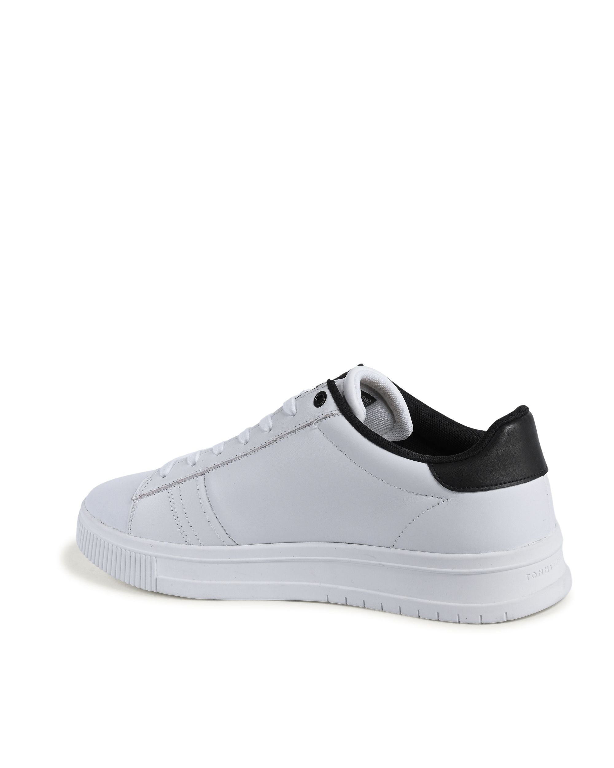 Zapatillas Tommy Hilfiger para hombre blancas FM0FM04706YBS