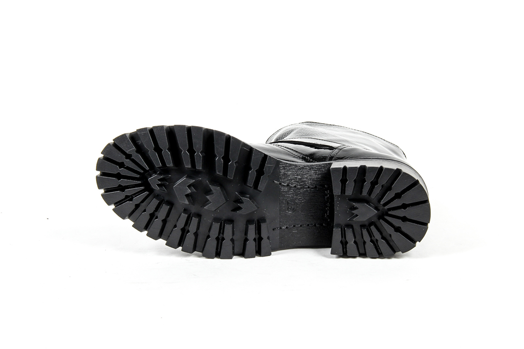 V 1969 Italia Womens Short Boot Black AMALFI