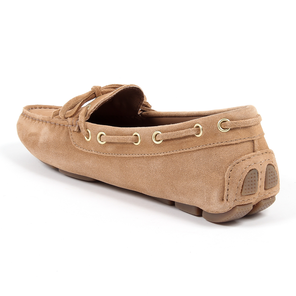 Mocasín Andrew Charles para mujer en color camello CAMILLA