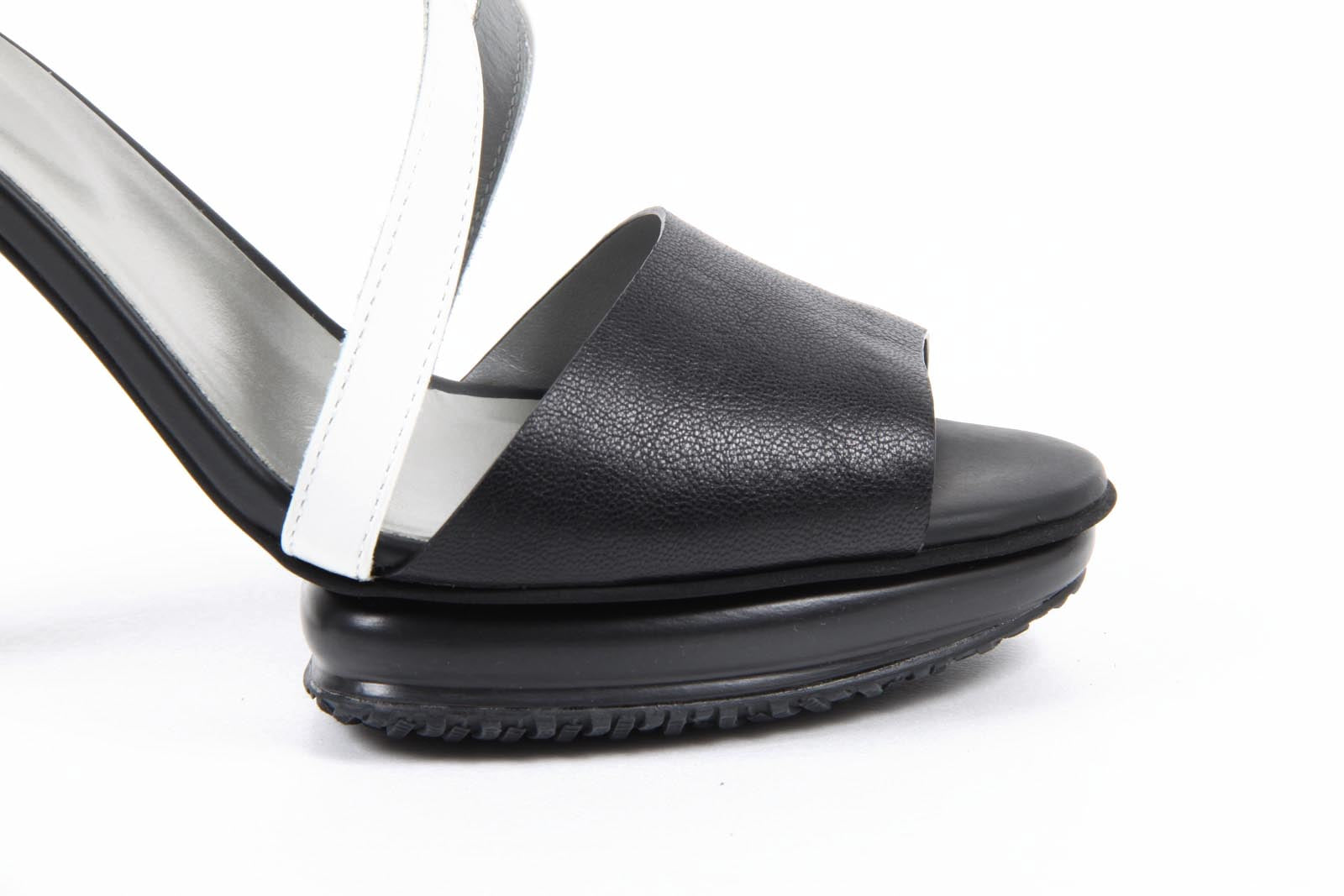 Sandalia Hogan para mujer HXW2470R2308LF0002