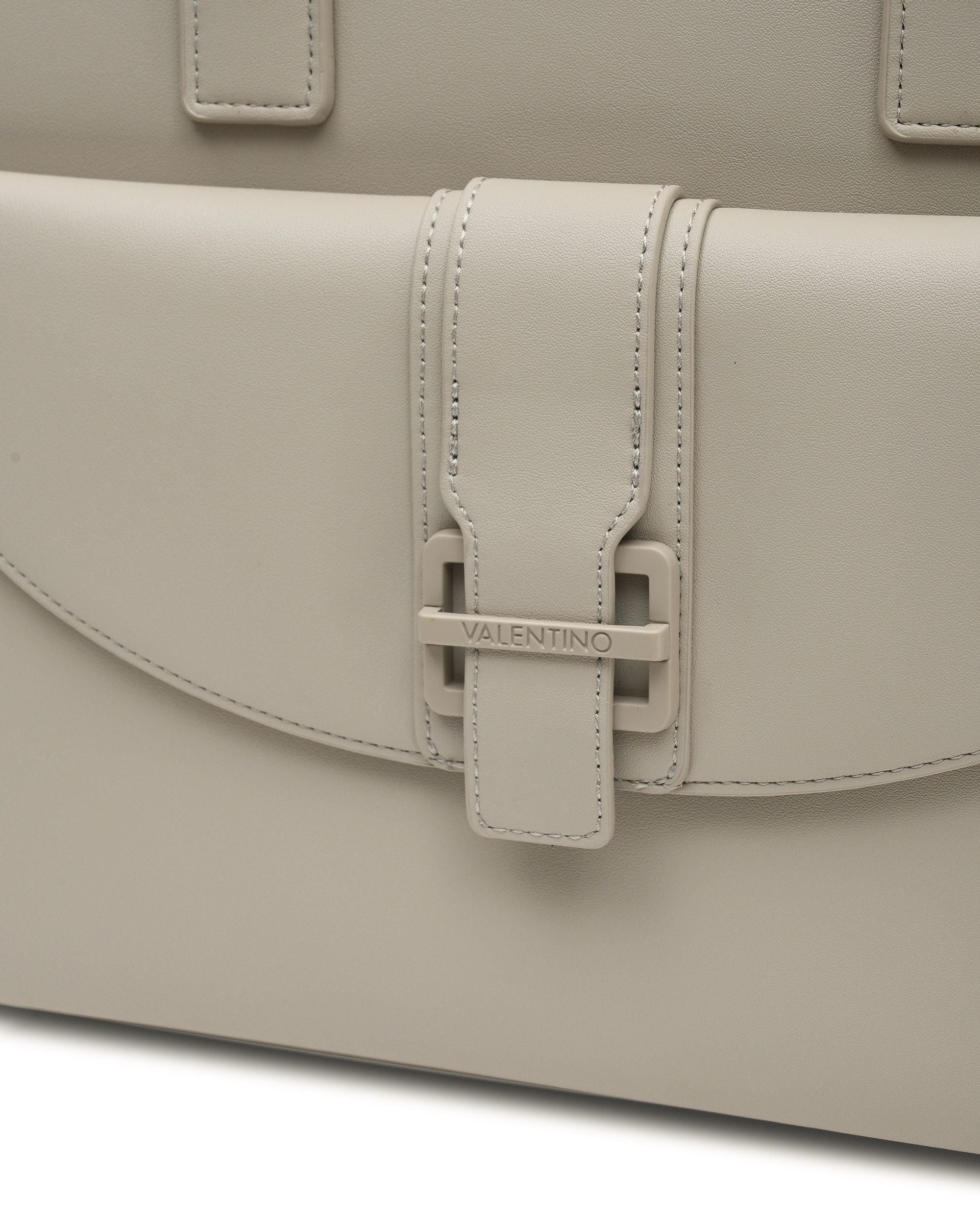 Valentino Womens Handbag VBS8AB04 185