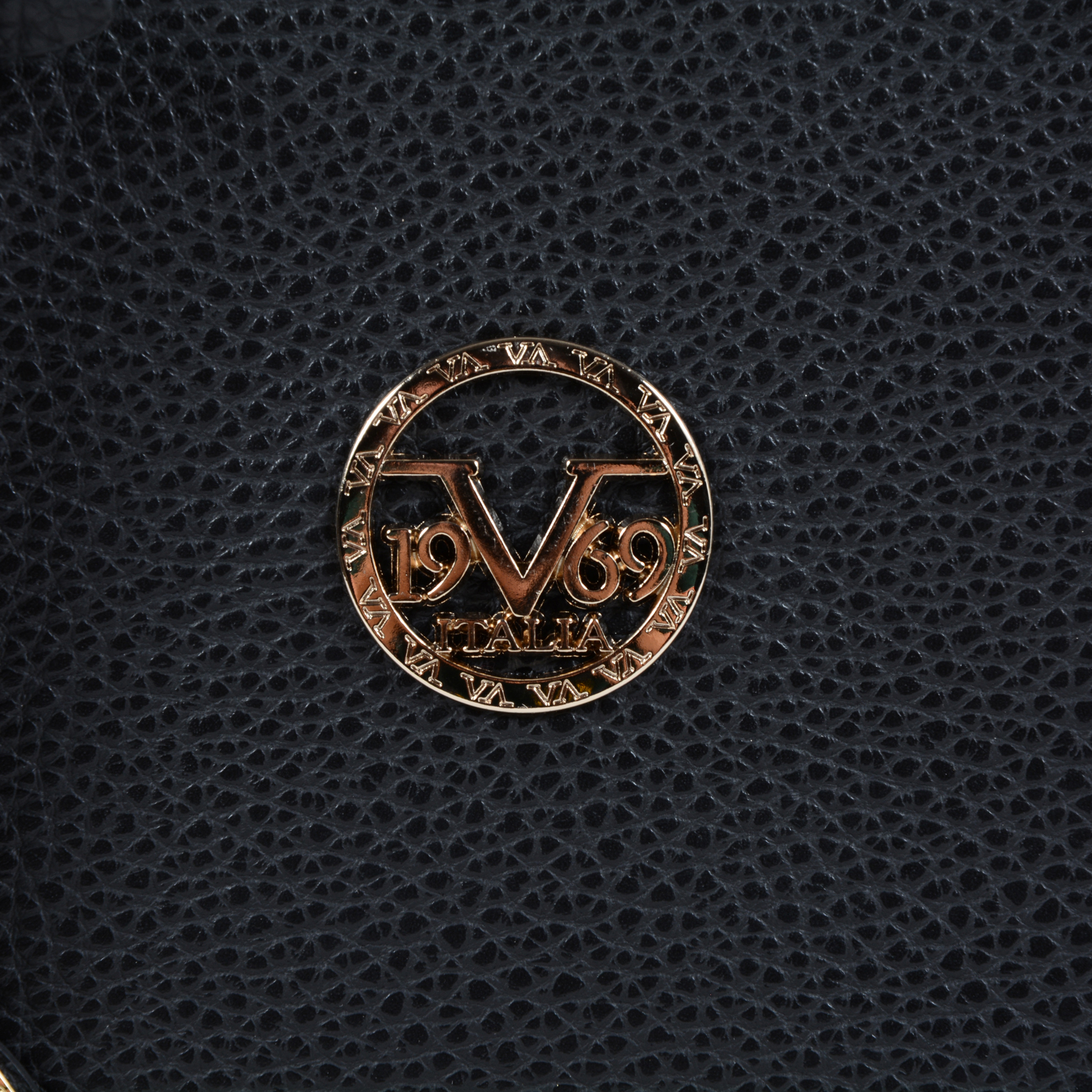 V 1969 Italia Womens Handbag Black KIEV