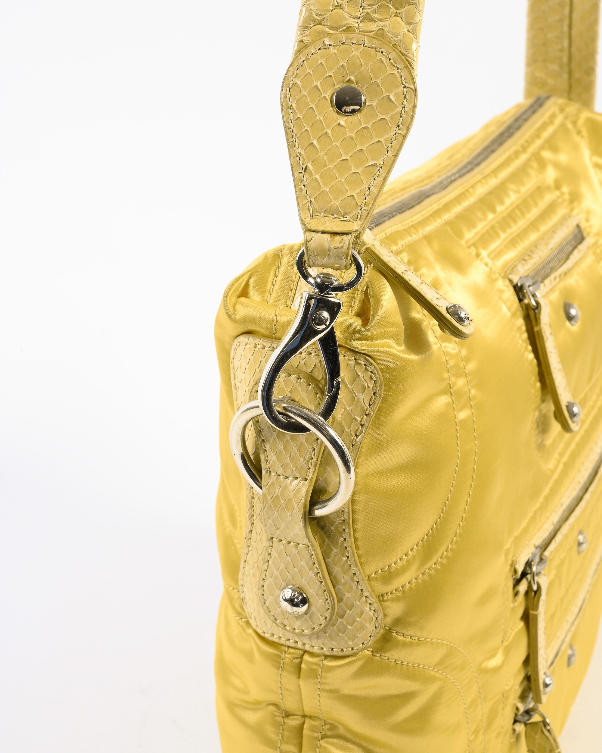 Tod's Womens Handbag WADBB3 201 YELLOW