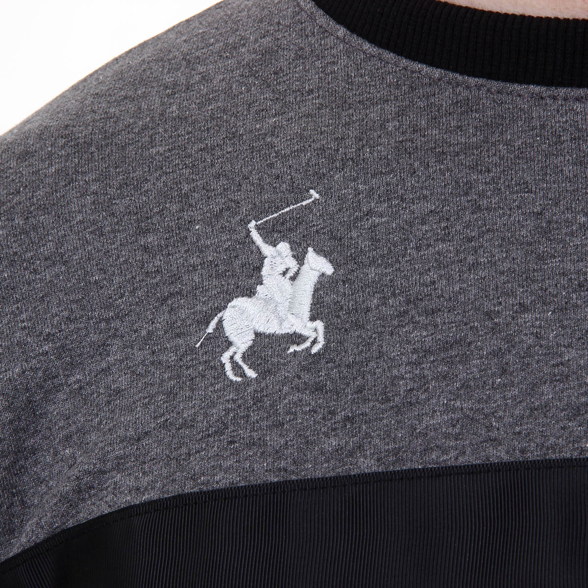 Suéter de hombre Ufford & Suffolk Polo Club de manga larga y cuello redondo
