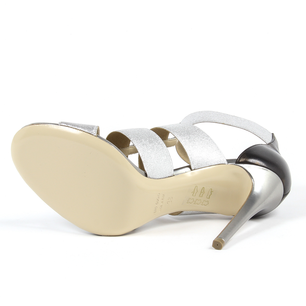 Sandalia Andrew Charles By Andy Hilfiger para mujer gris ATLANTA