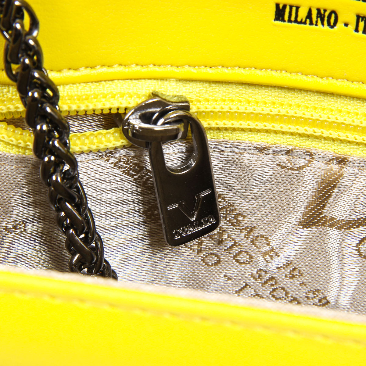 Bolso de mano para mujer V 1969 Italia