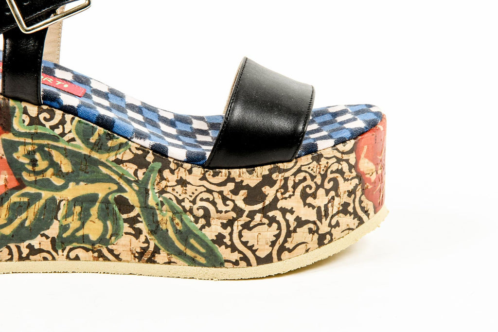 Sandalia de cuña con tira al tobillo para mujer Lisa Corti W LISA LEATHER BLACK