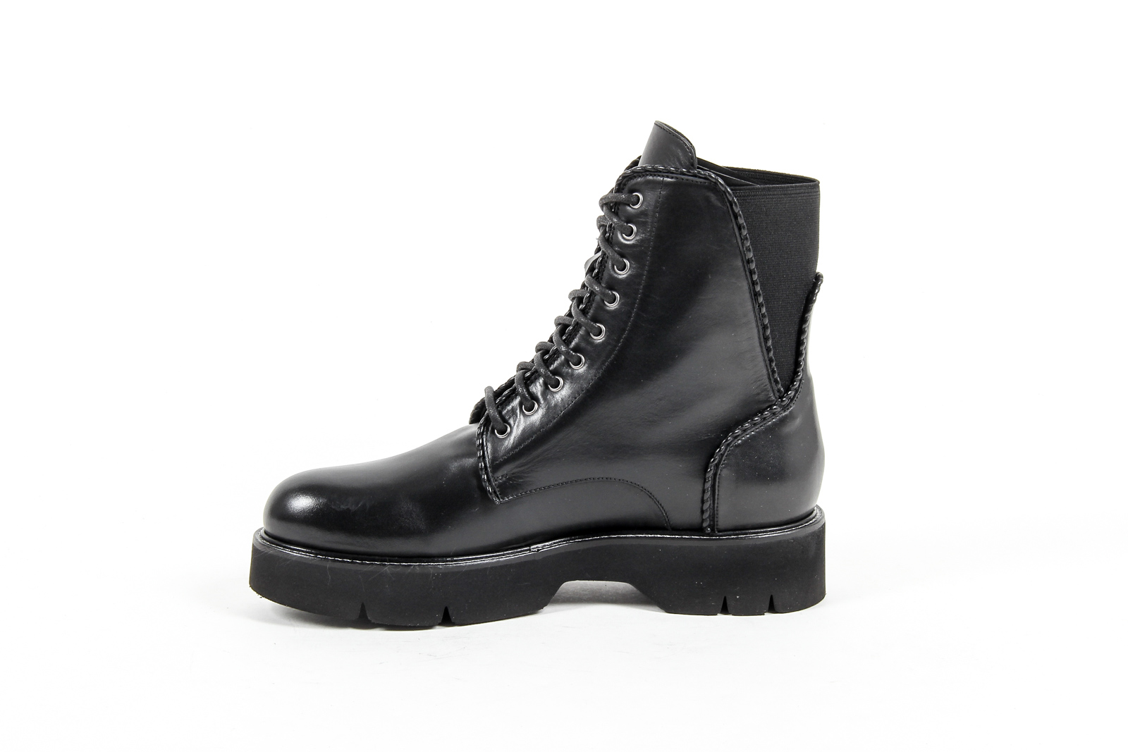 V 1969 Italia Womens Short Boot Black LEON