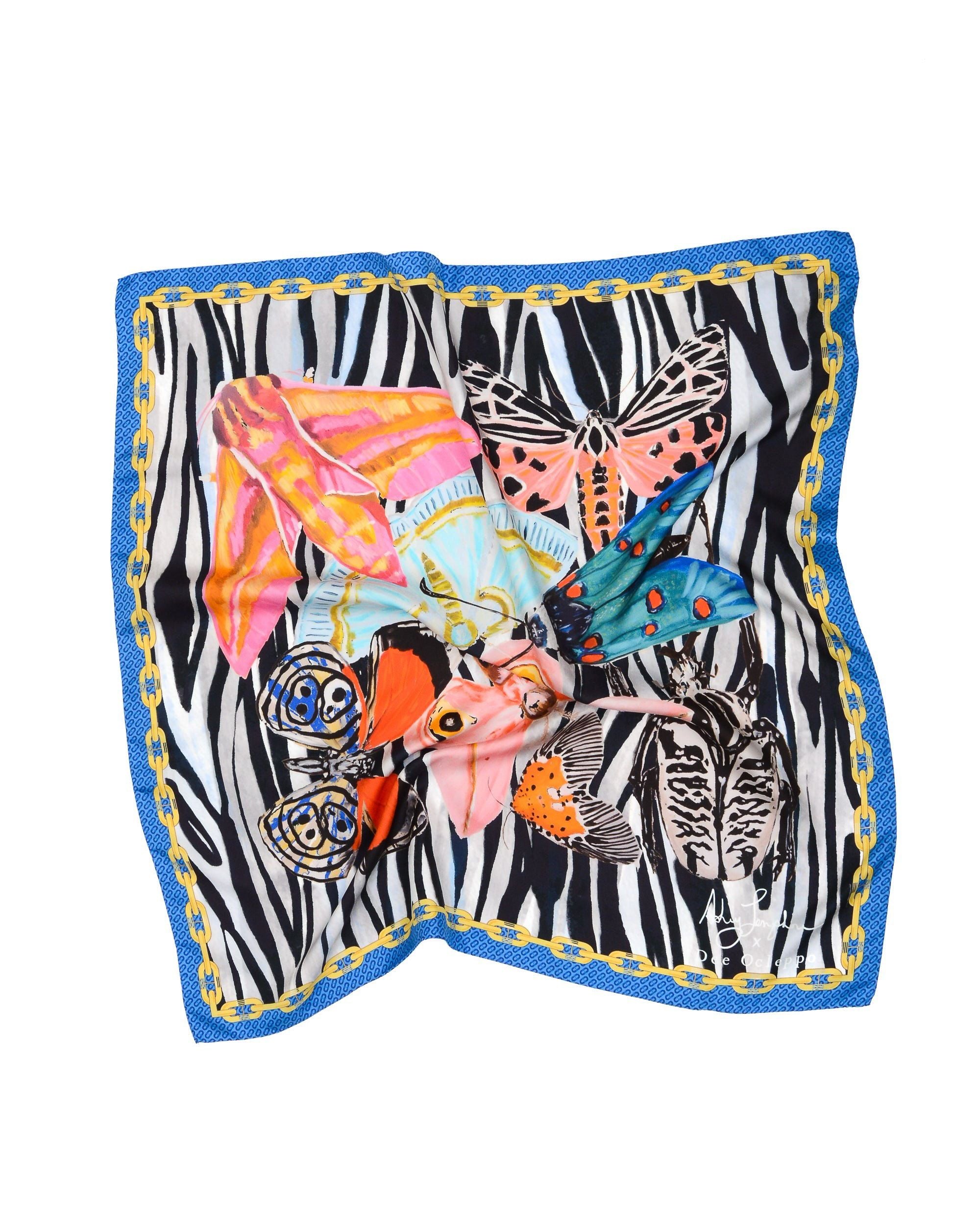 Bufanda de seda azul cebra Longshore de Dee X Ashley