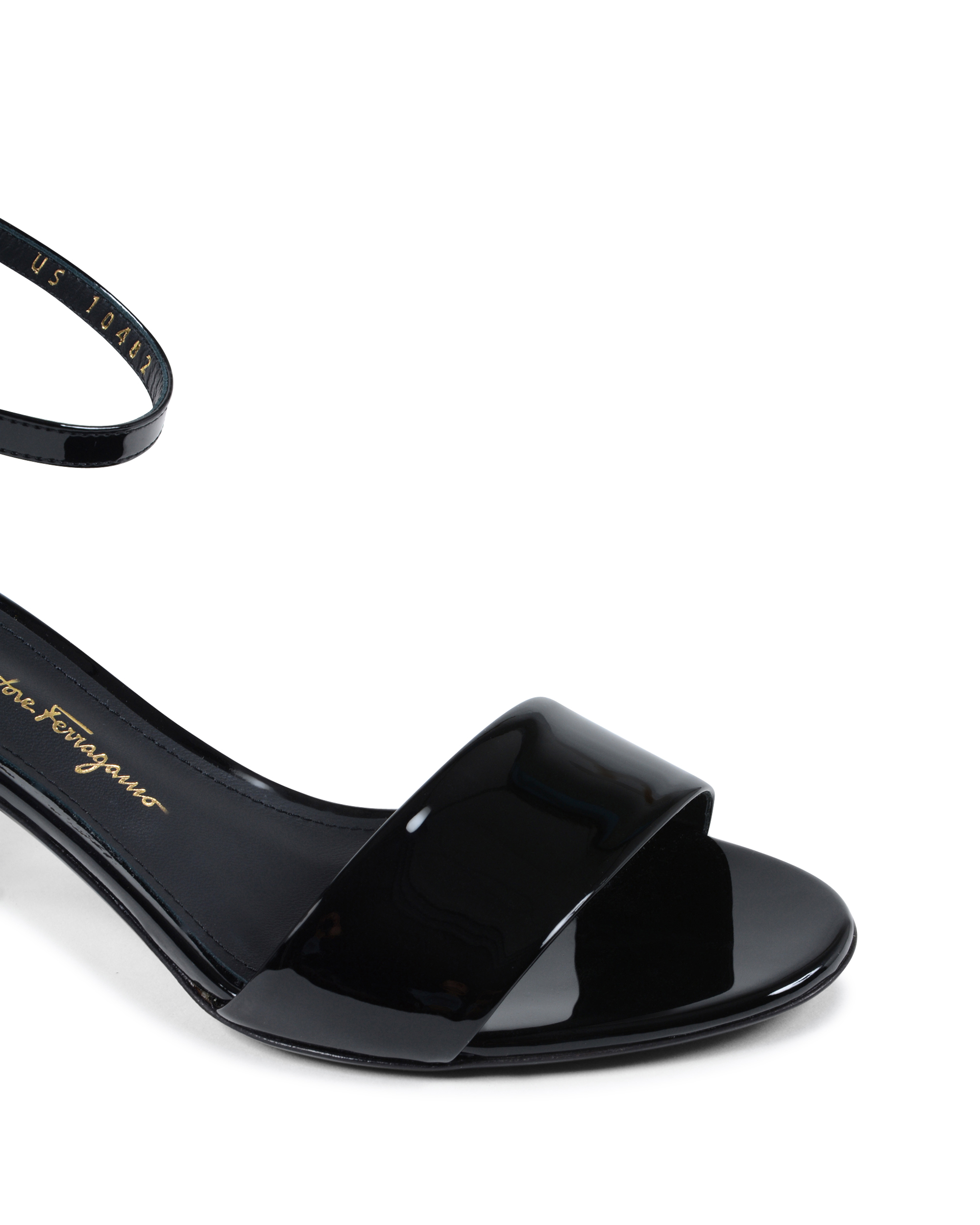Salvatore Ferragamo Sandalia con correa al tobillo para mujer Negro ERACLEA