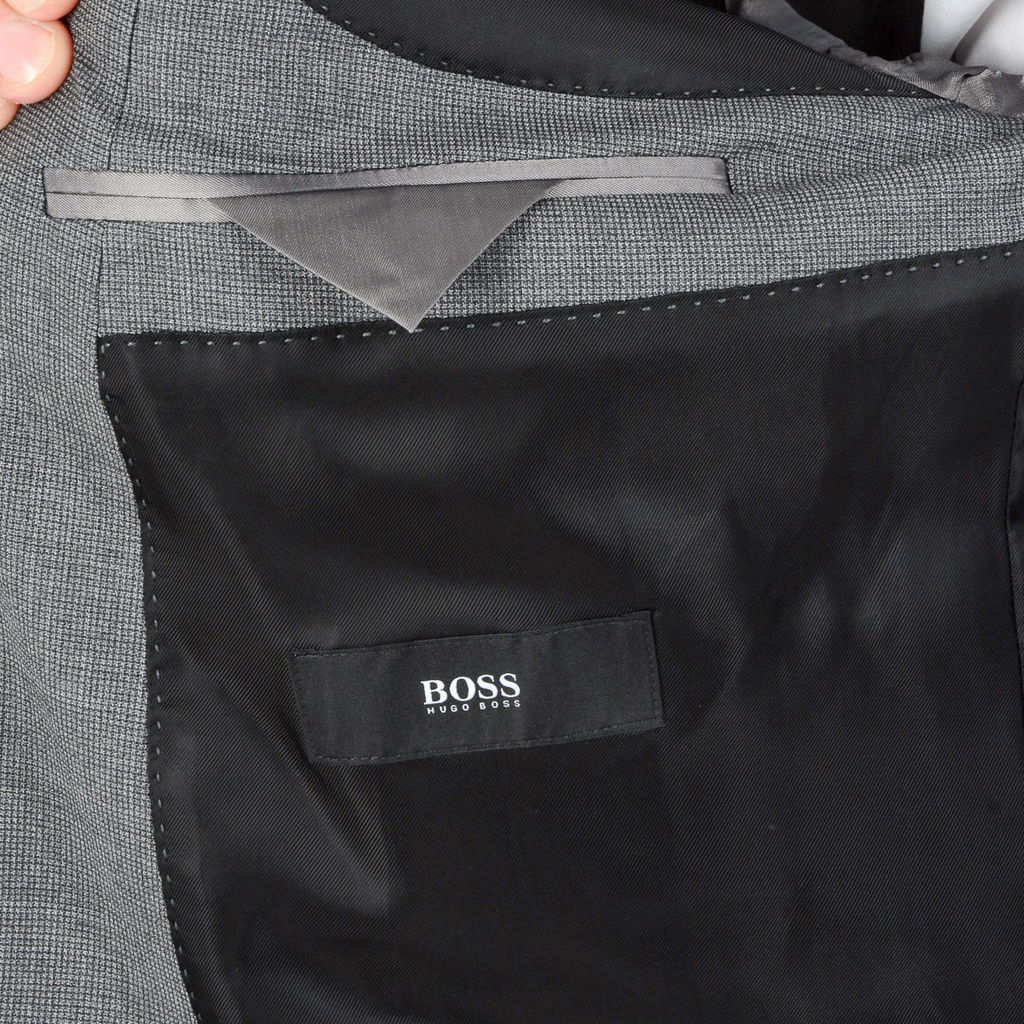 Traje Hugo Boss para hombre gris, ¡UN GRAN GENIO!