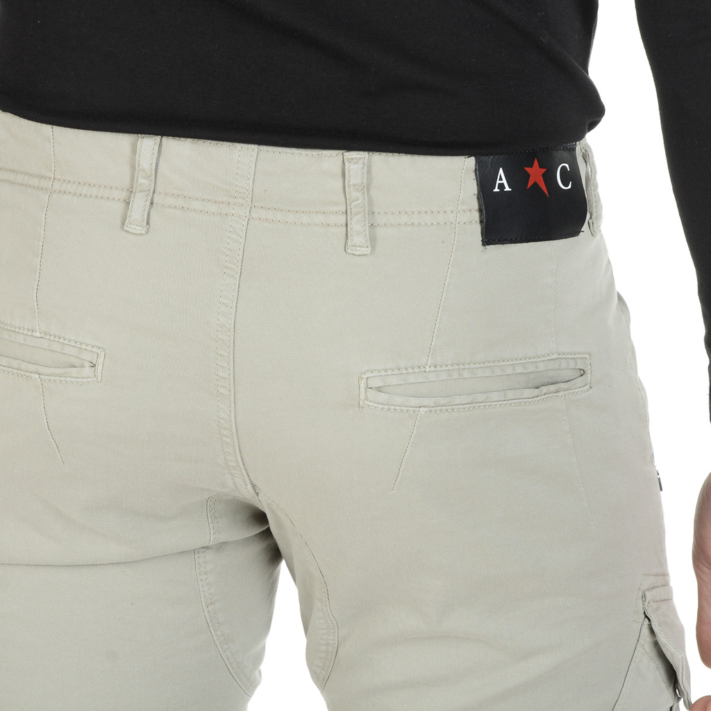 Pantalones cortos Andrew Charles para hombre color topo JAKO