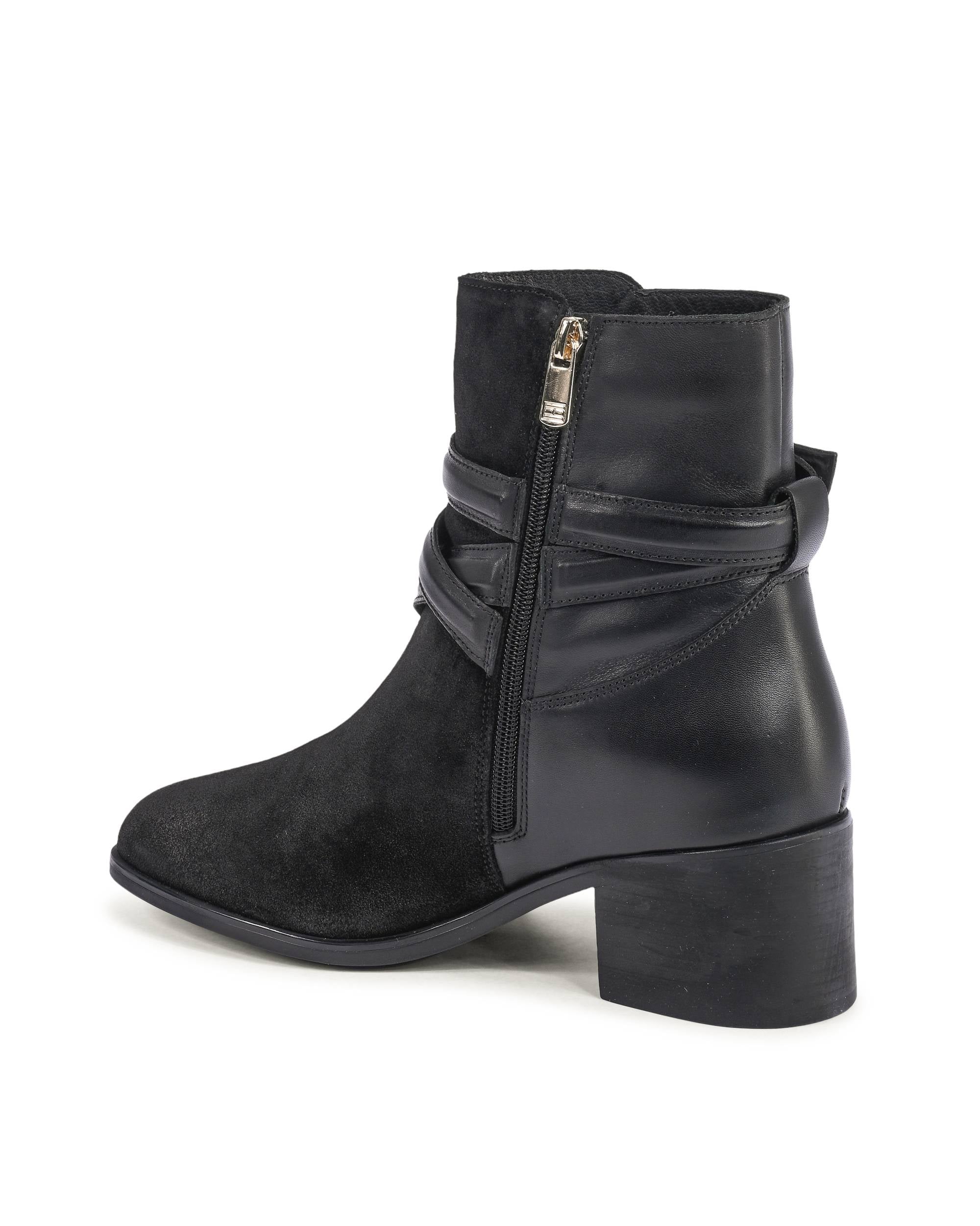 Botas Tommy Hilfiger para mujer NEGRAS FW0FW07515BDS