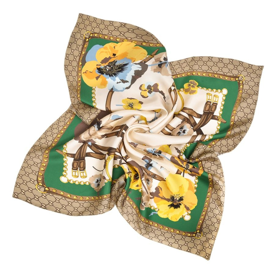 Pañuelo Gucci GG con estampado de monograma 100% seda, 90 x 90 cm, marrón multi