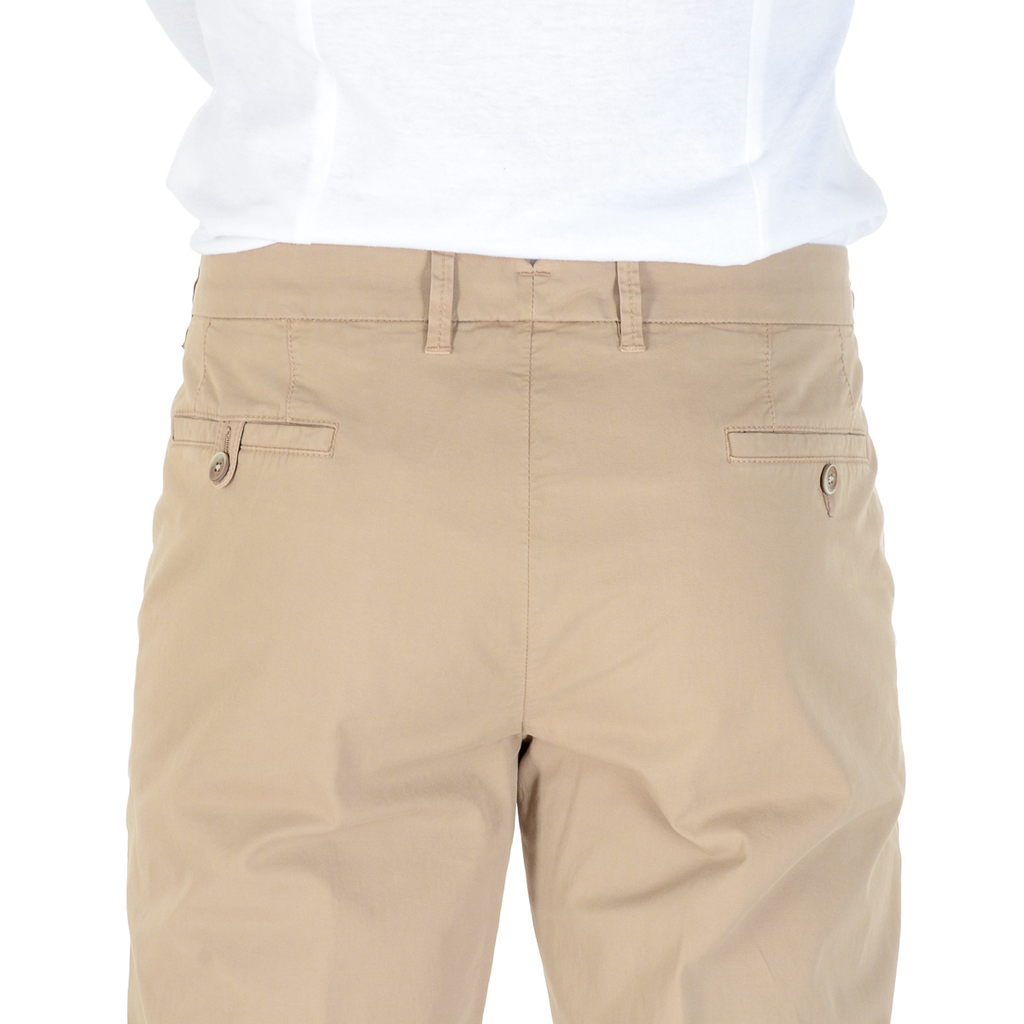 Pantalones Corneliani para hombre beige