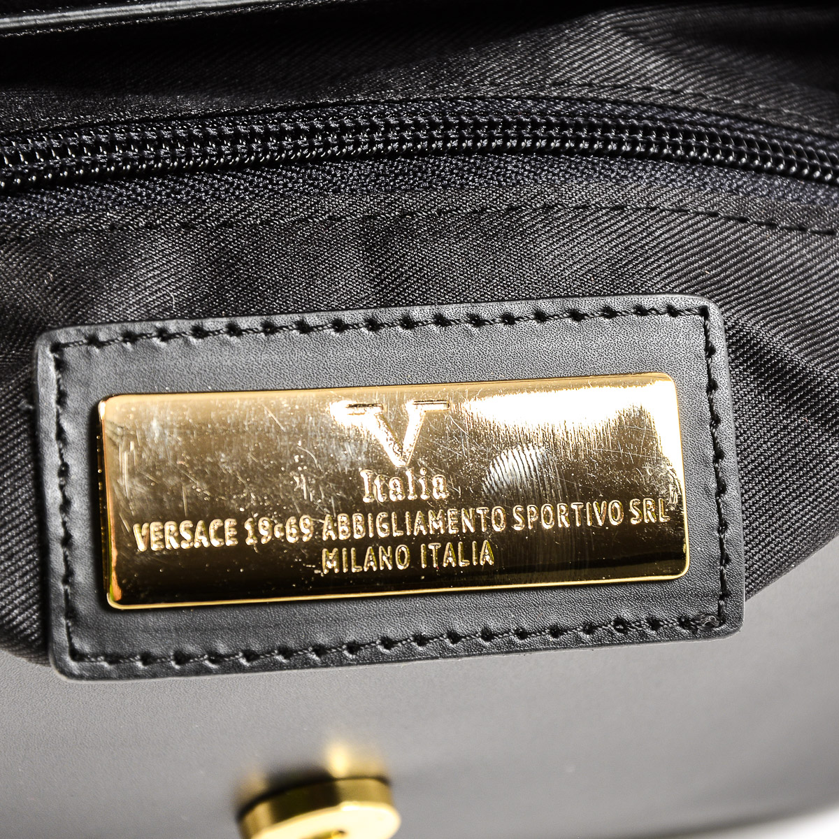 V 1969 Italia Womens Handbag Black VERONA
