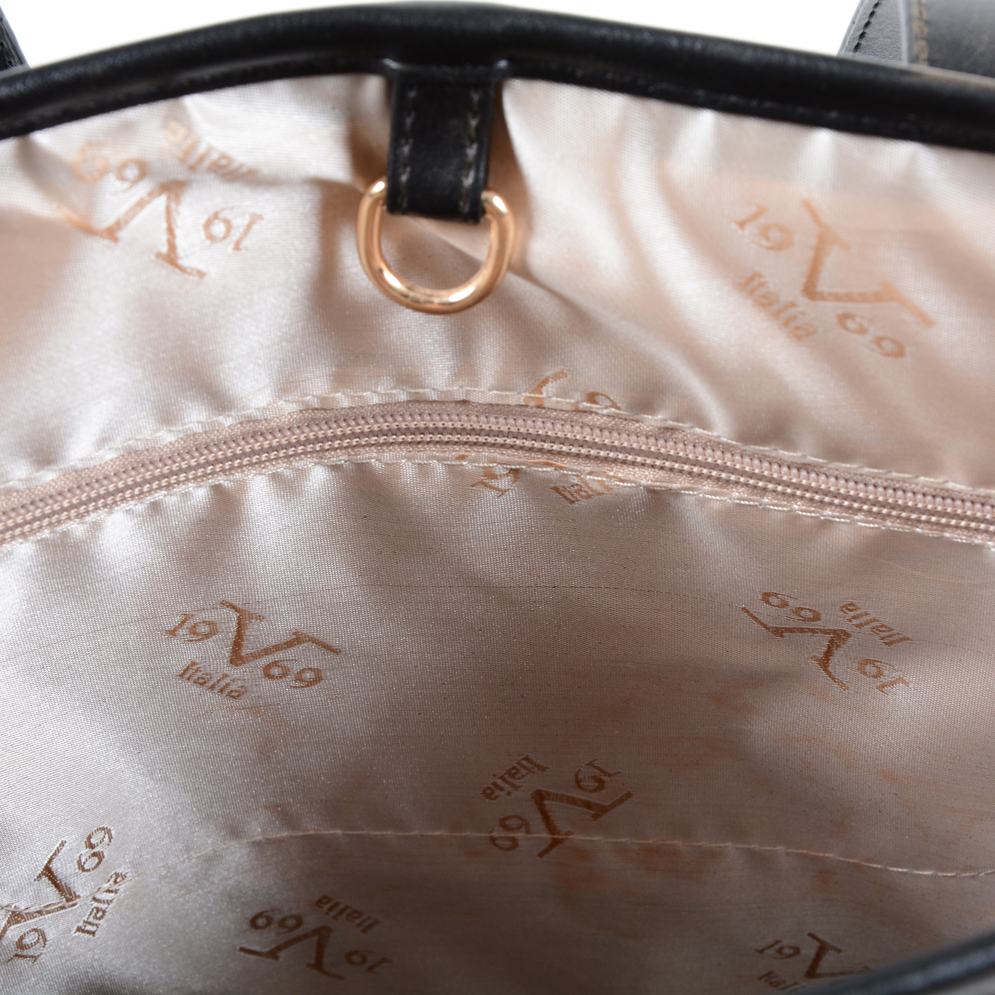 V 1969 Italia Womens Handbag Black BEIRUT