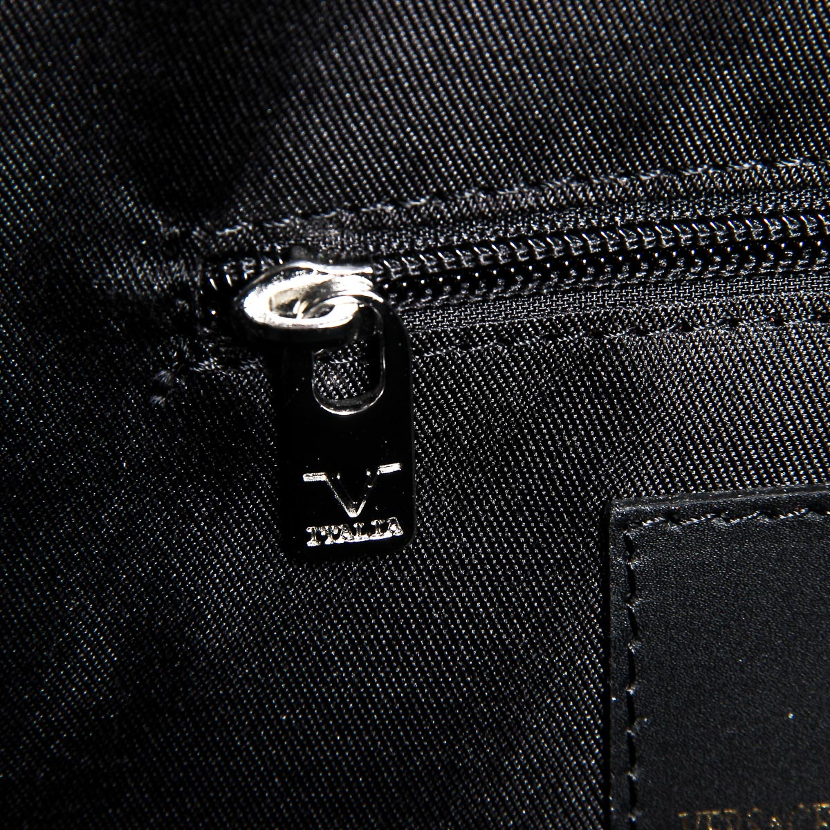 Bolso de mano para mujer V 1969 Italia