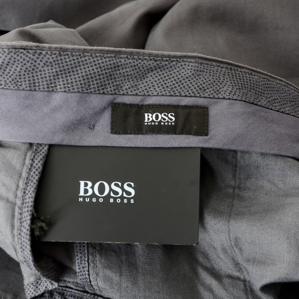 Pantalones Hugo Boss para hombre gris STANINO