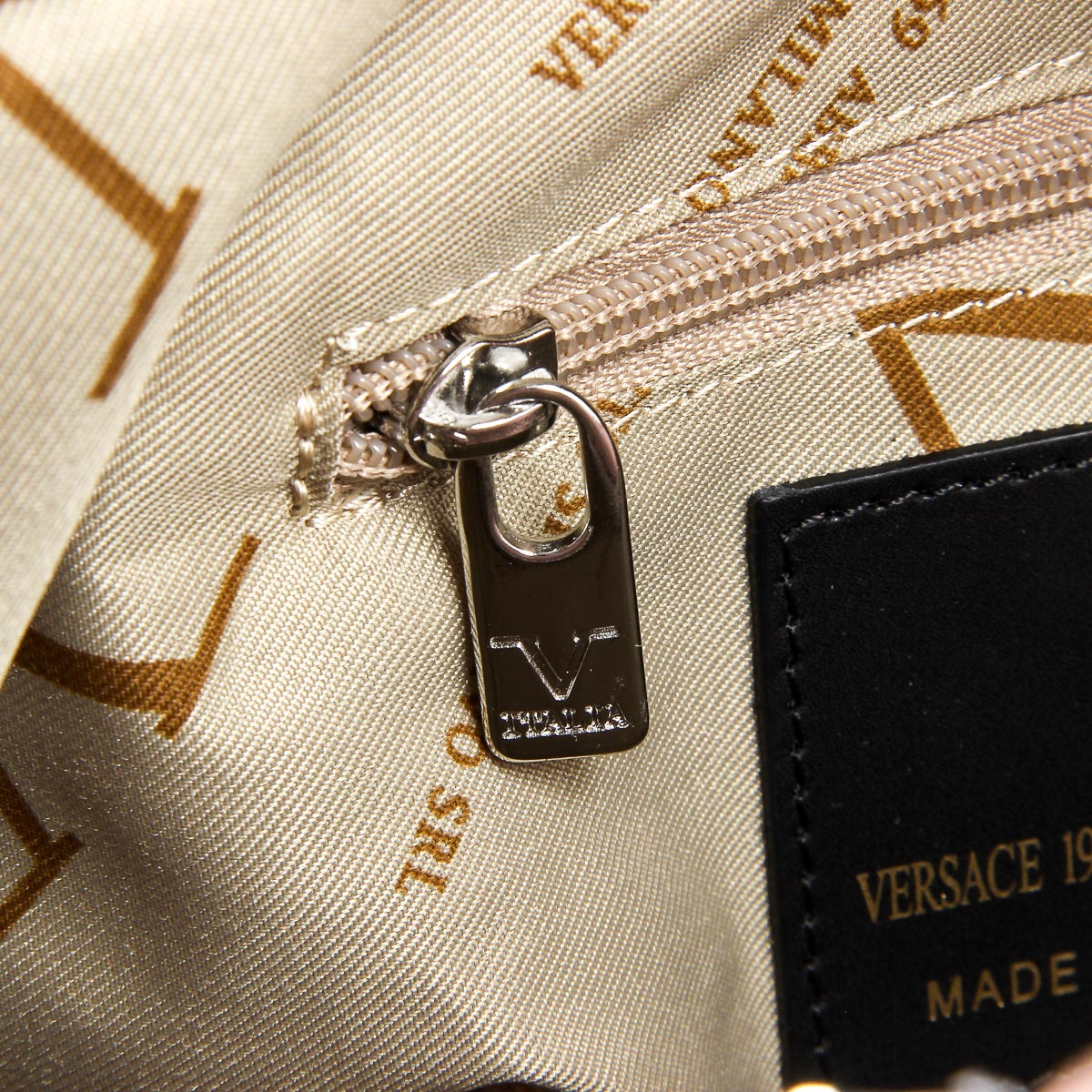 Bolso de mano para mujer V 1969 Italia