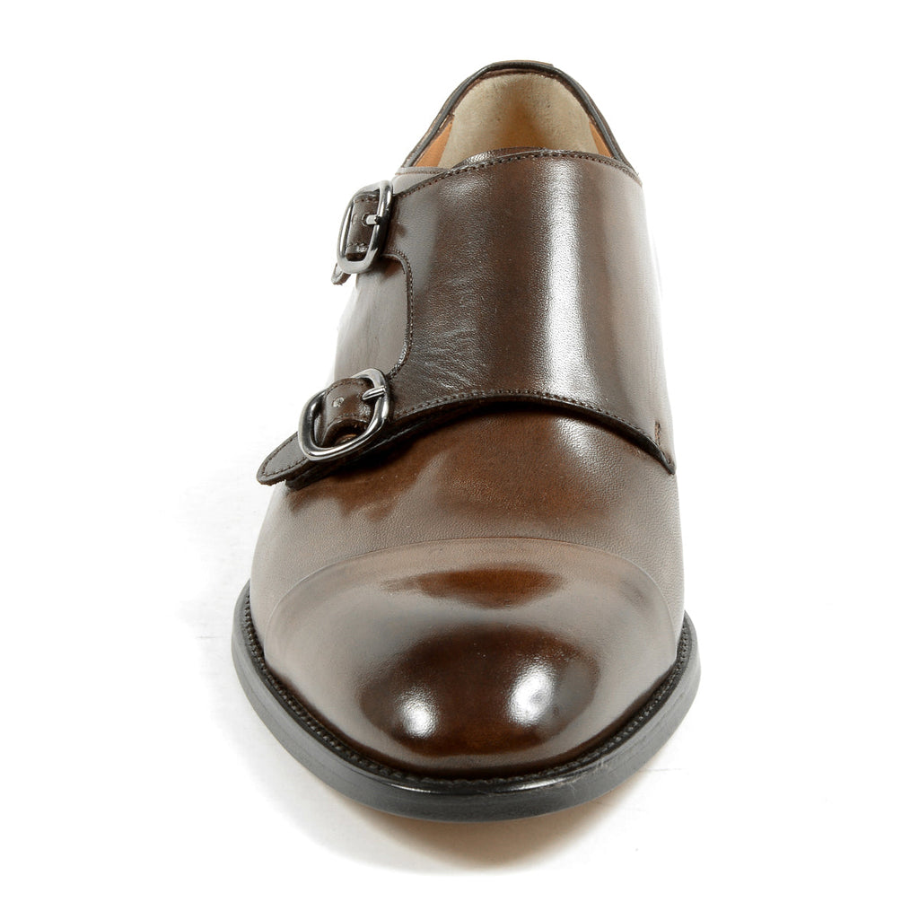 Zapato con correa de monje noble