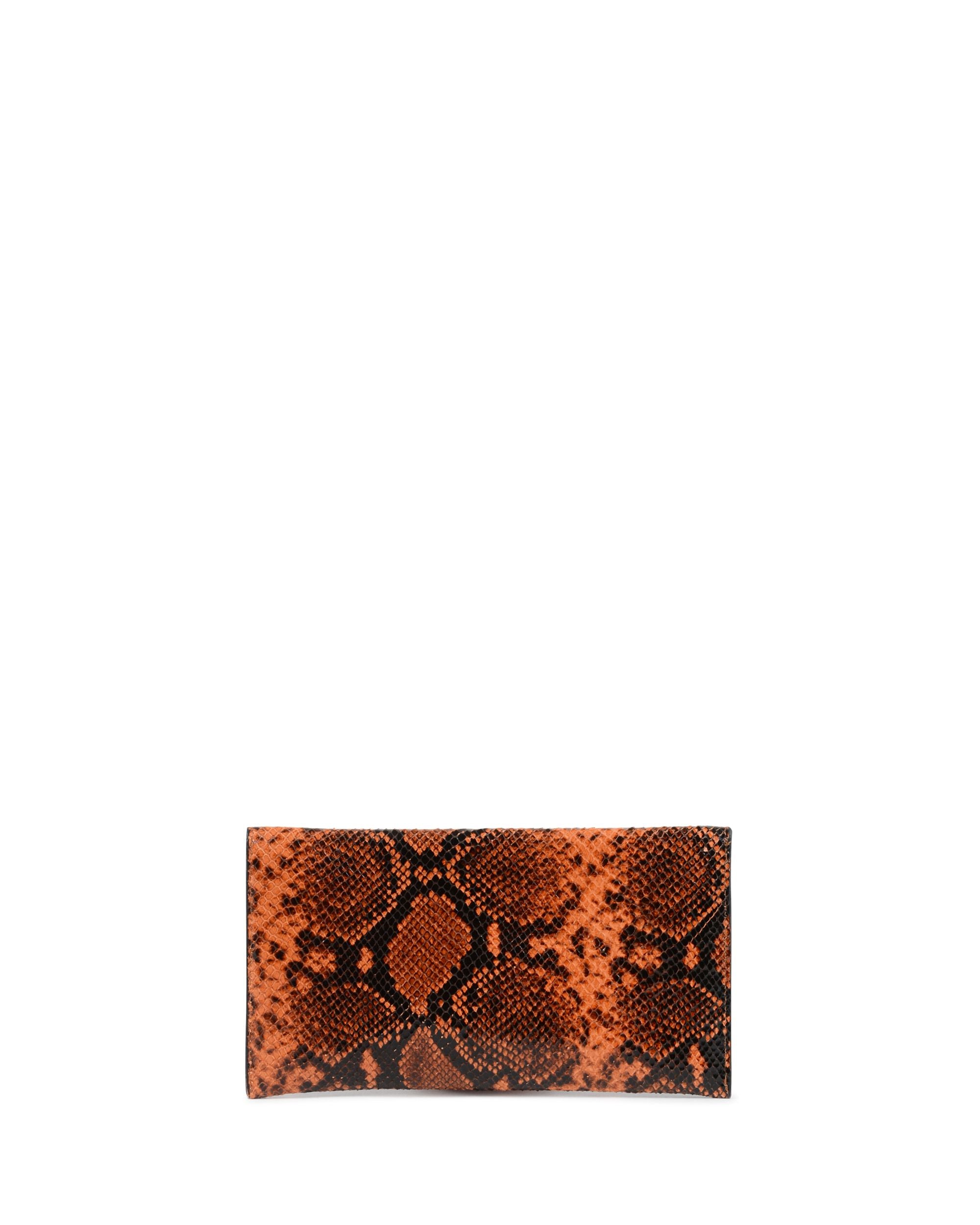 Clutch tipo sobre con relieve