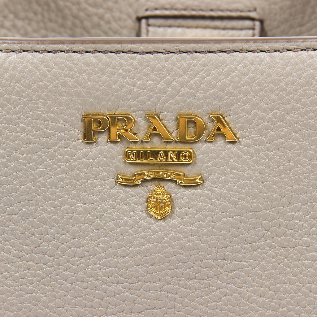 Bolso de mano Prada para mujer 1BG113 UWL F0572 ARGILLA VIT DAINO