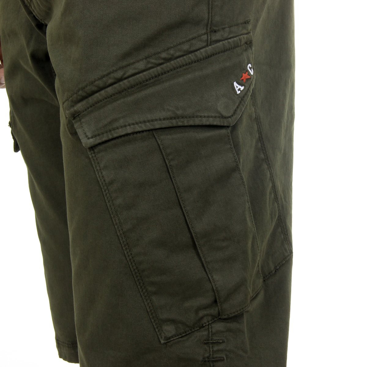 Pantalones cortos Andrew Charles para hombre verde JAKO
