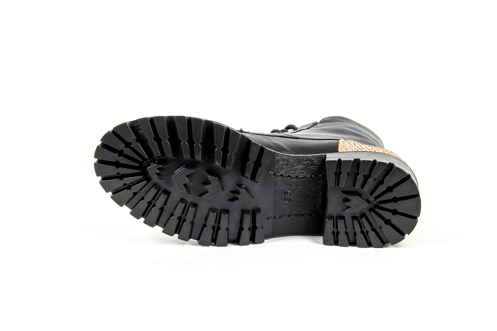 V 1969 Italia Womens Short Boot Black STONE