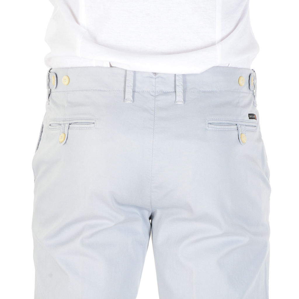 Pantalones Corneliani para hombre gris claro