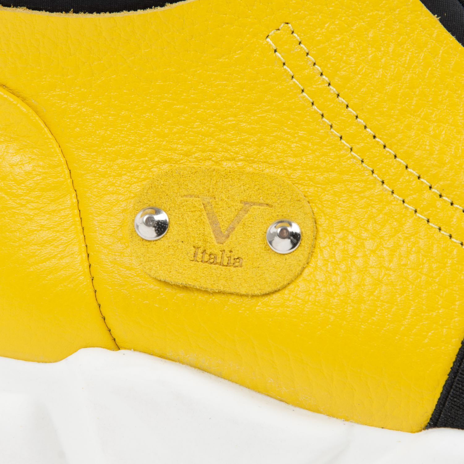 V 1969 Italia Zapatillas de mujer amarillas JANE