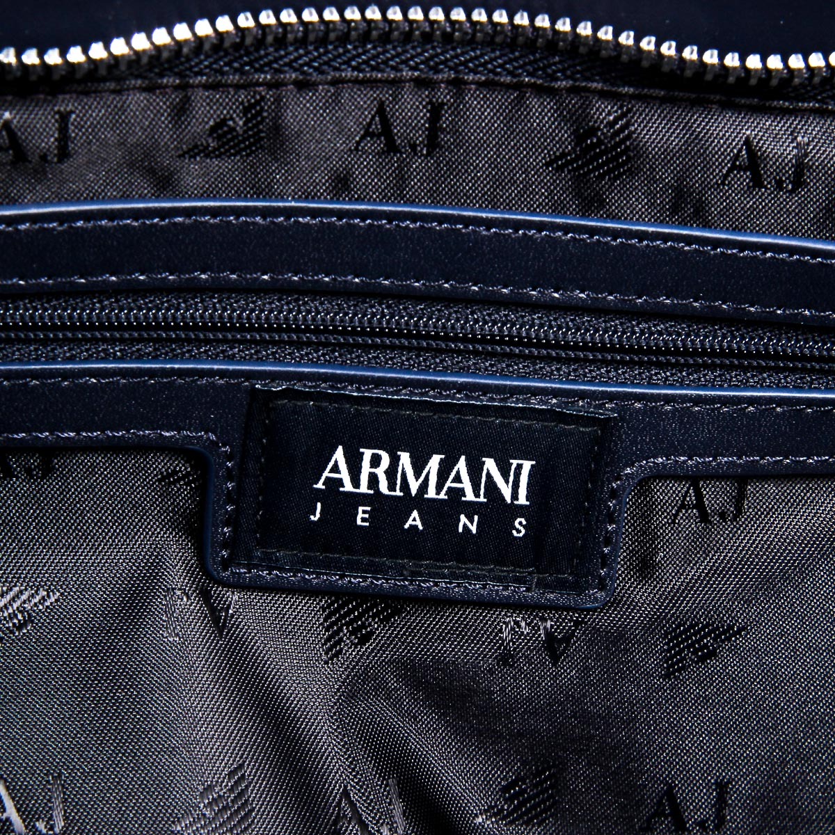 Armani Jeans Womens Handbag Multicolor 922028 7P773 04833