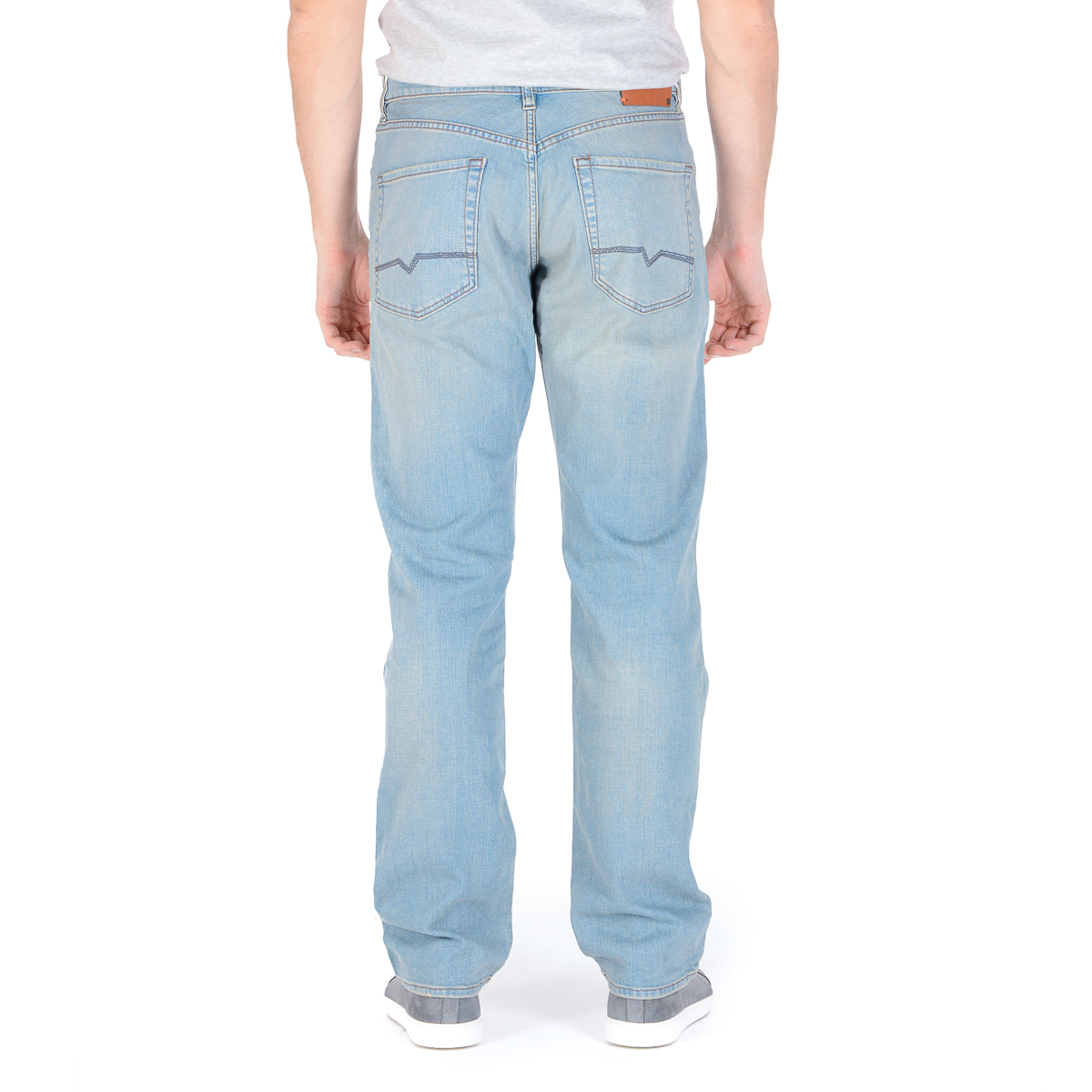 Vaqueros Hugo Boss para hombre azul claro HB