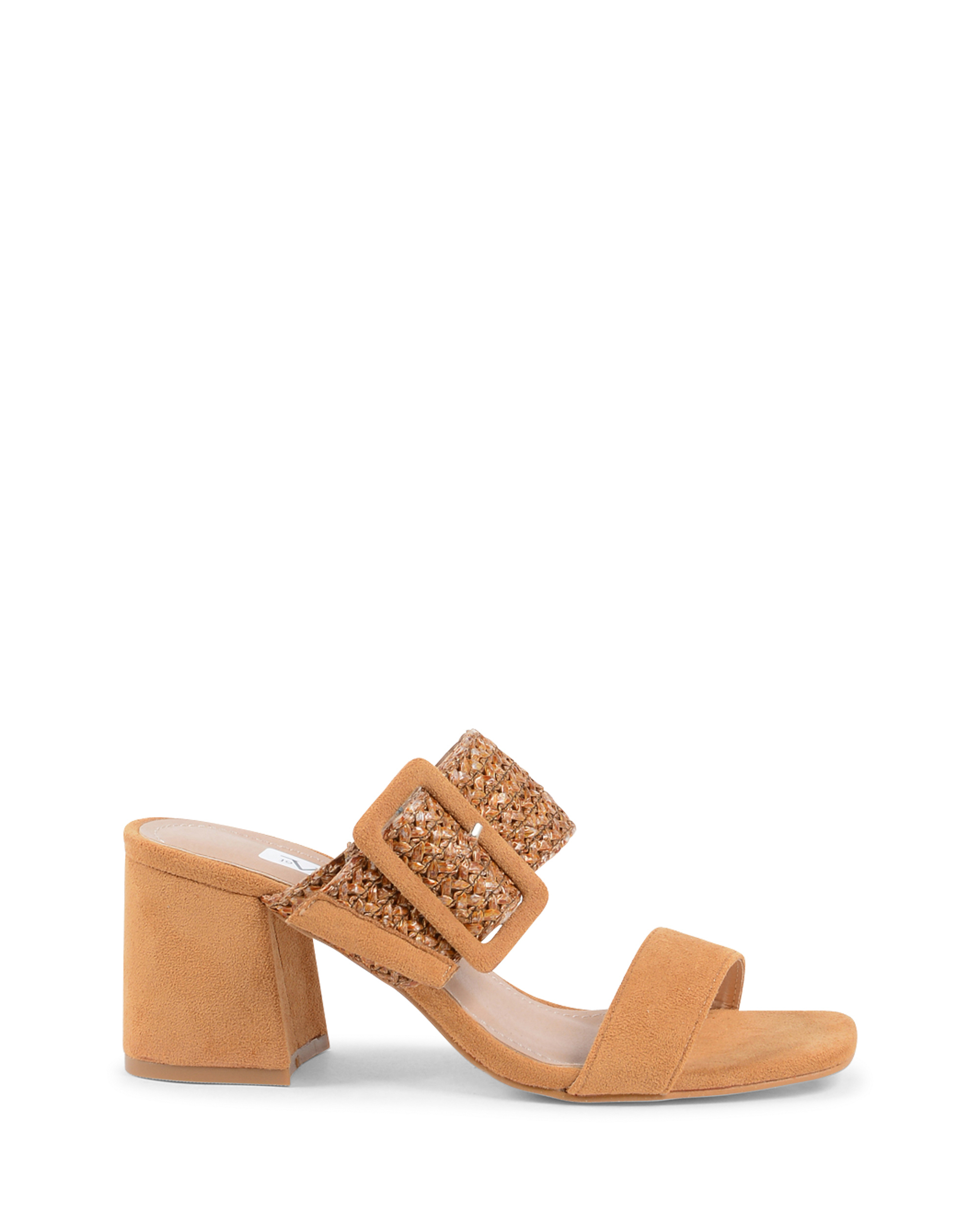 19V69 Italia Sandalias tipo mule para mujer Camel V20 CAMEL