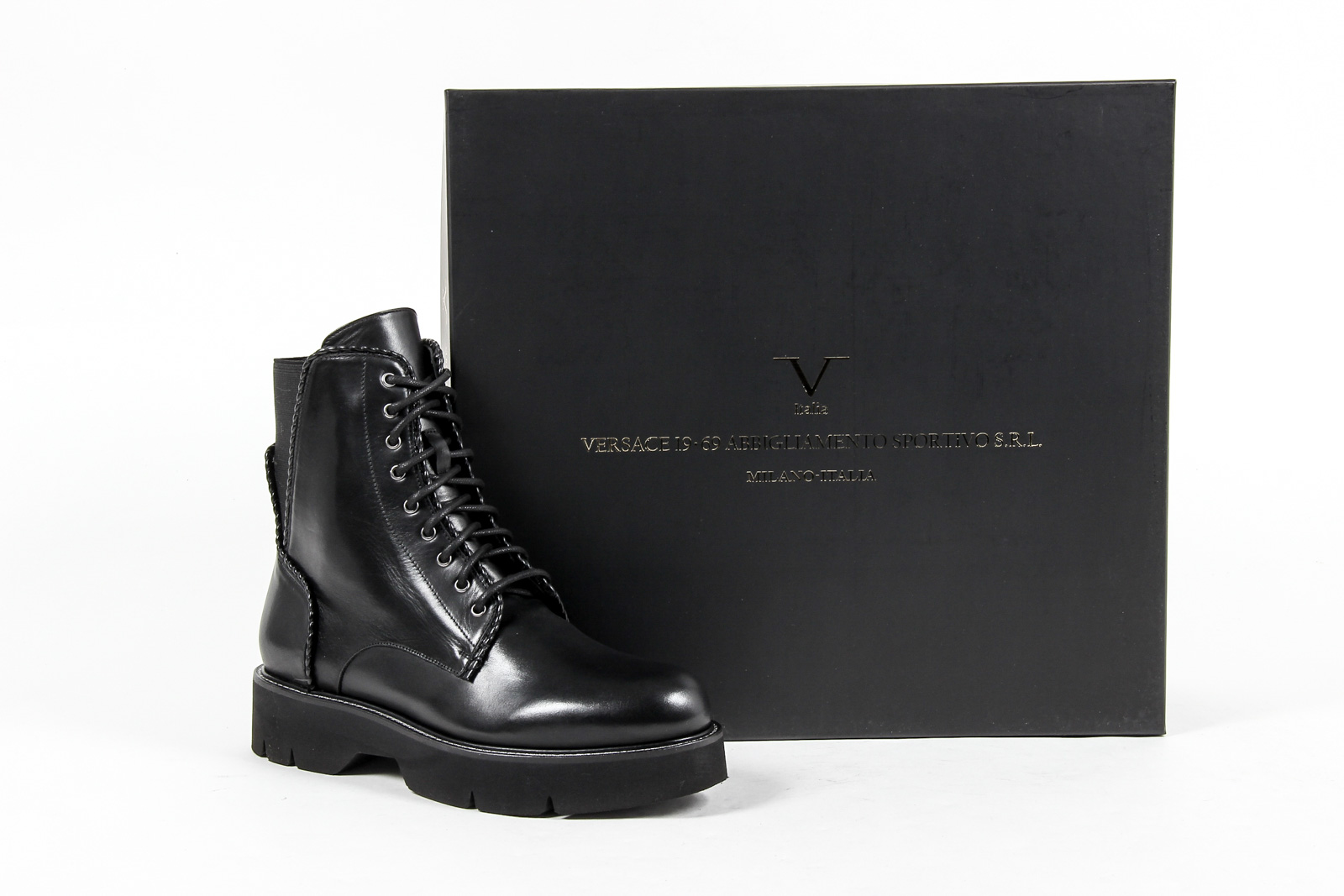 V 1969 Italia Womens Short Boot Black LEON