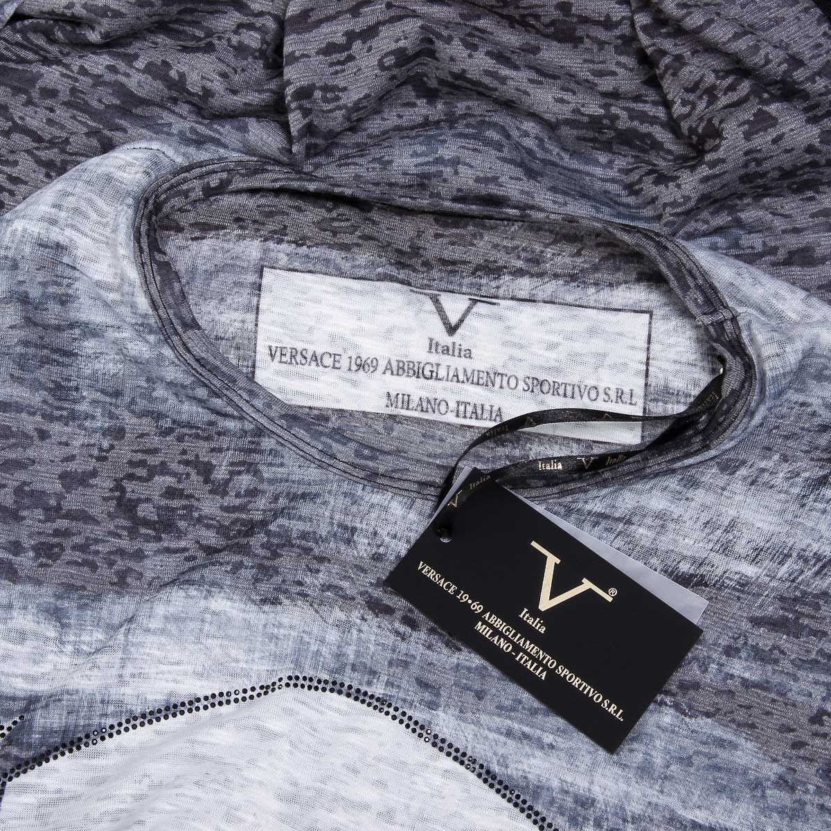 V 1969 Italia Mens T-shirt Short Sleeves Round Neck Black LOGAN