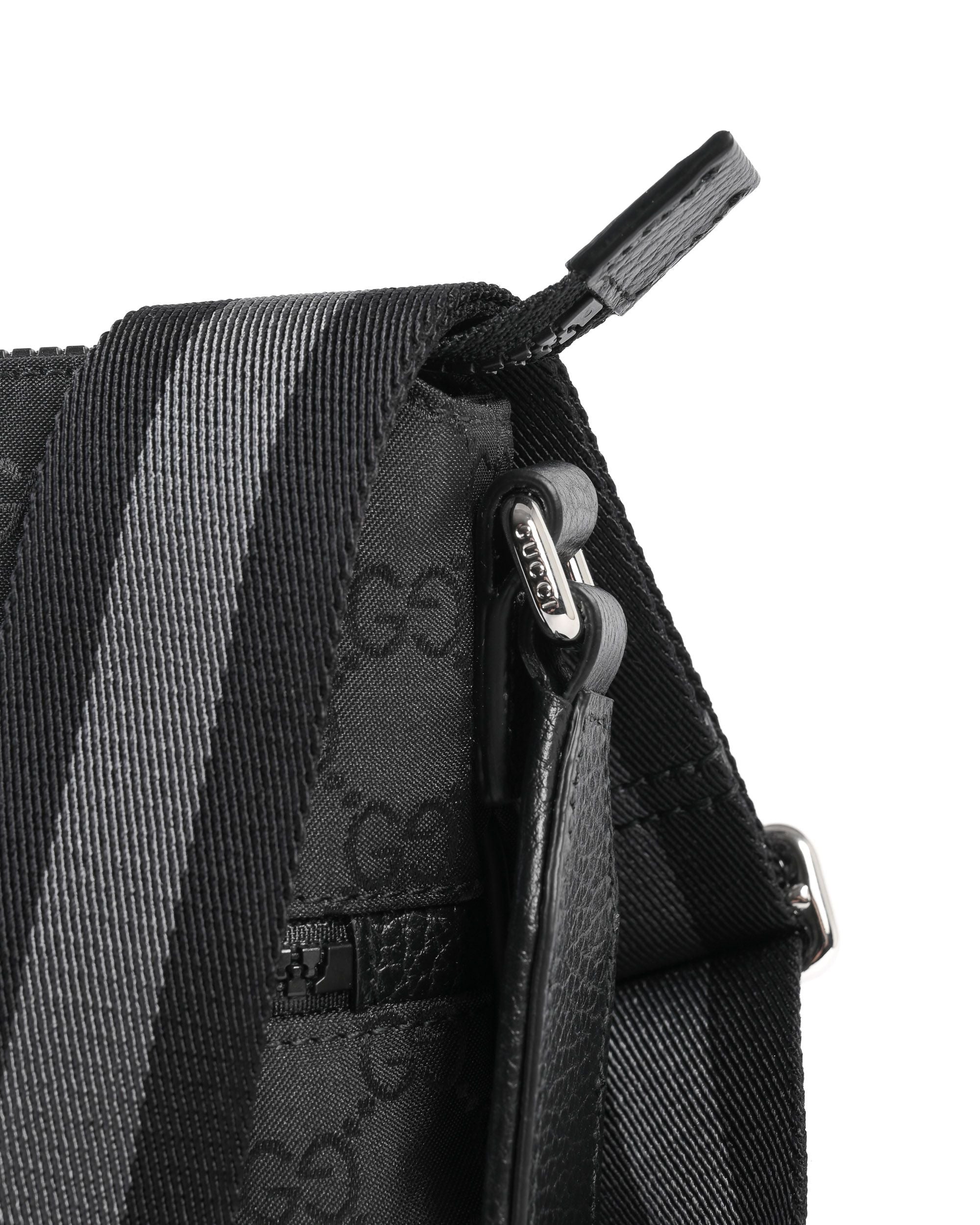 Gucci small messenger bag black