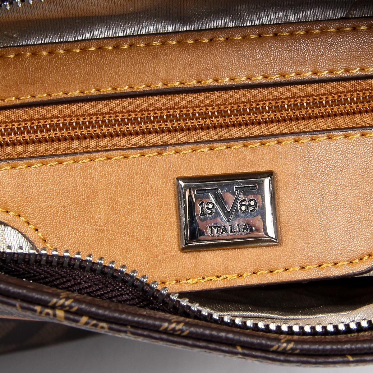 V 1969 Italia Mens Shoulder Bag