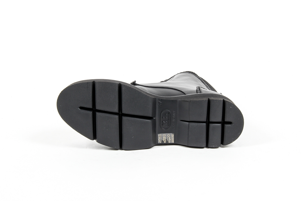 V 1969 Italia Womens Short Boot Black LEON