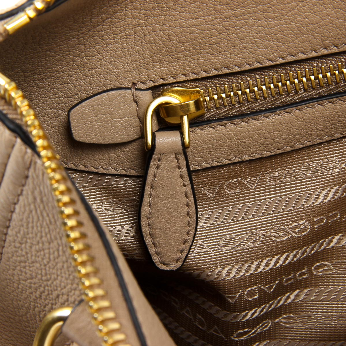 Bolso de mano Prada para mujer 1BC032 2E8K F0770 CAMMEO PHENIX